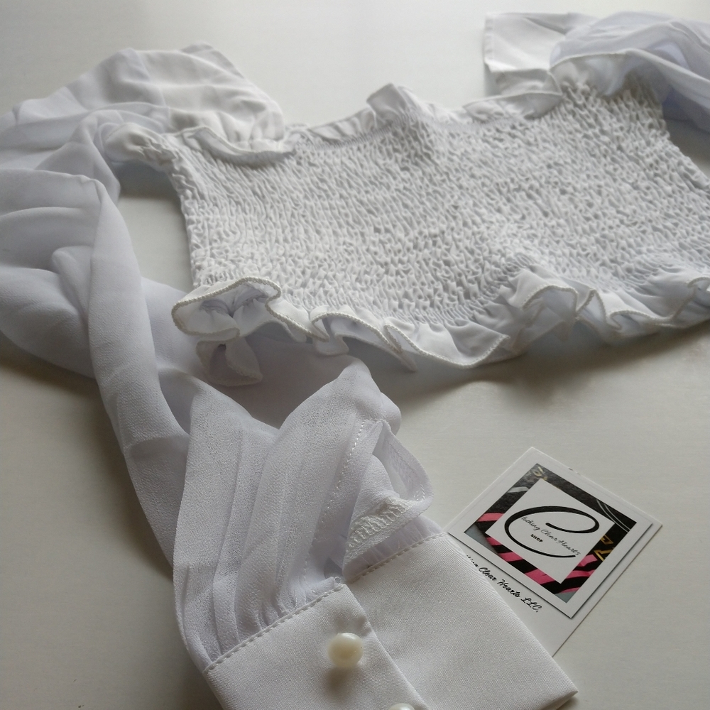 Chiffon long sleeve crop top with cuffs. - Picture 2 of 5